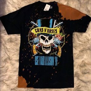 ❤️❤️❤️ Gun’s N Roses Band Tee-Small *NEW*